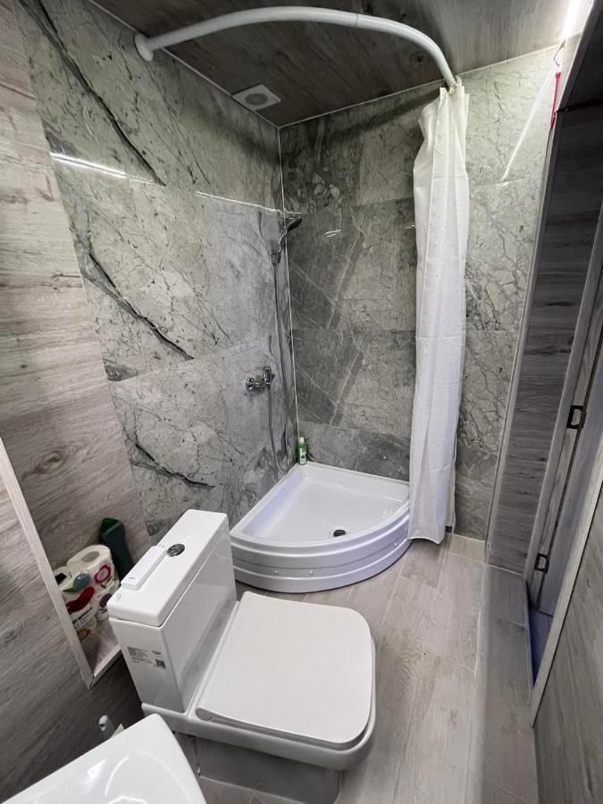 Gray Hotel Chişinǎu Buitenkant foto